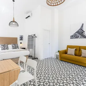 Apartament Holidays2malaga Picasuss Loft New Built Close Huelin And Promenade, Malaga